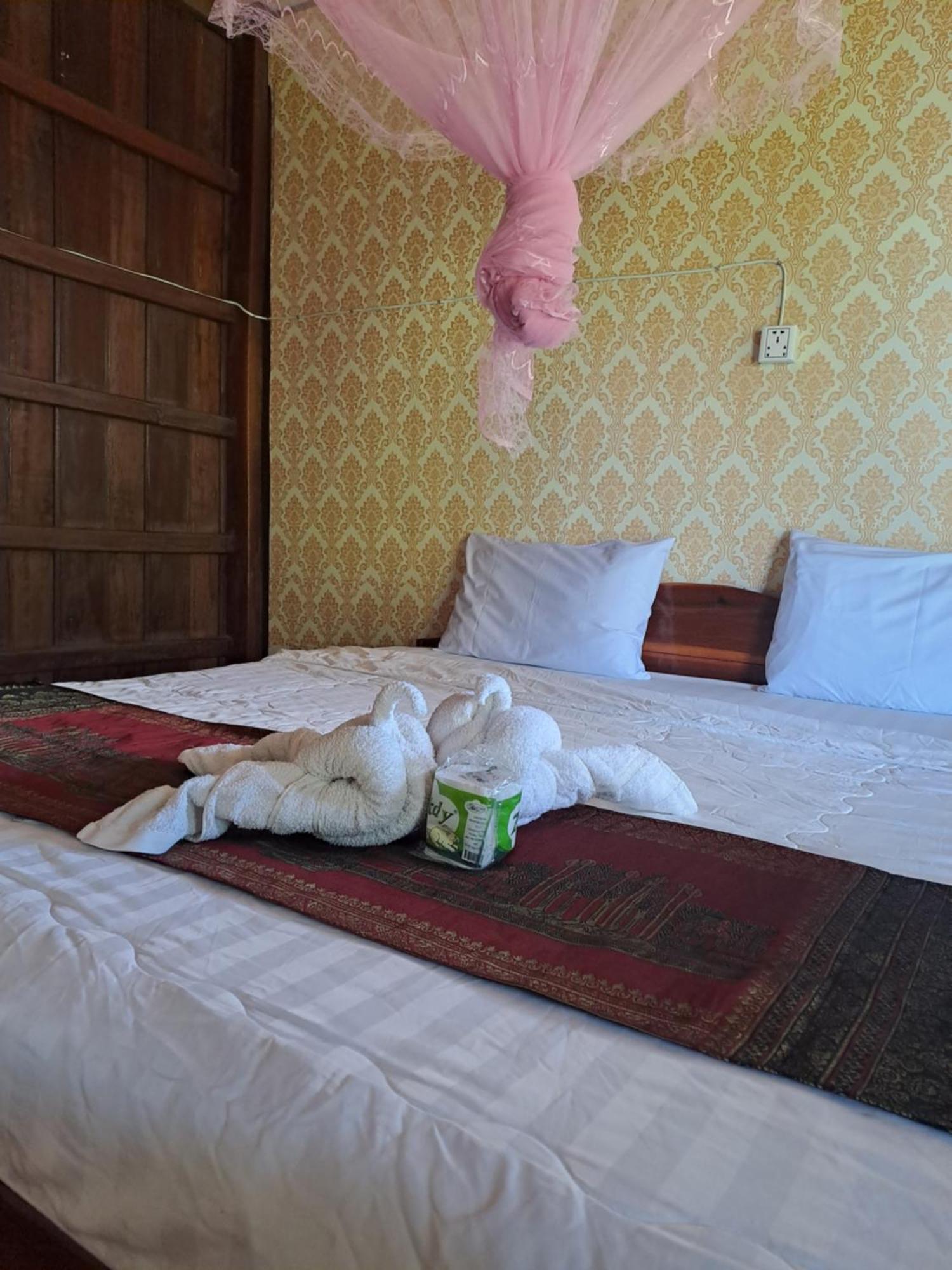 Riverside Bungalow Ban Dondét エクステリア 写真