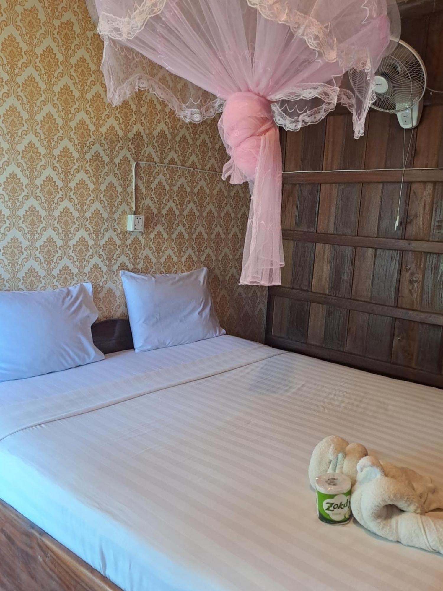 Riverside Bungalow Ban Dondét 部屋 写真